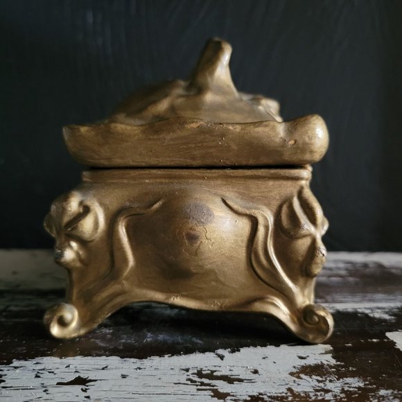 Vintage American Art Nouveau Gilt Metal Jewel Casket/ Jewelry Box by Benedict - Picture 3 of 8